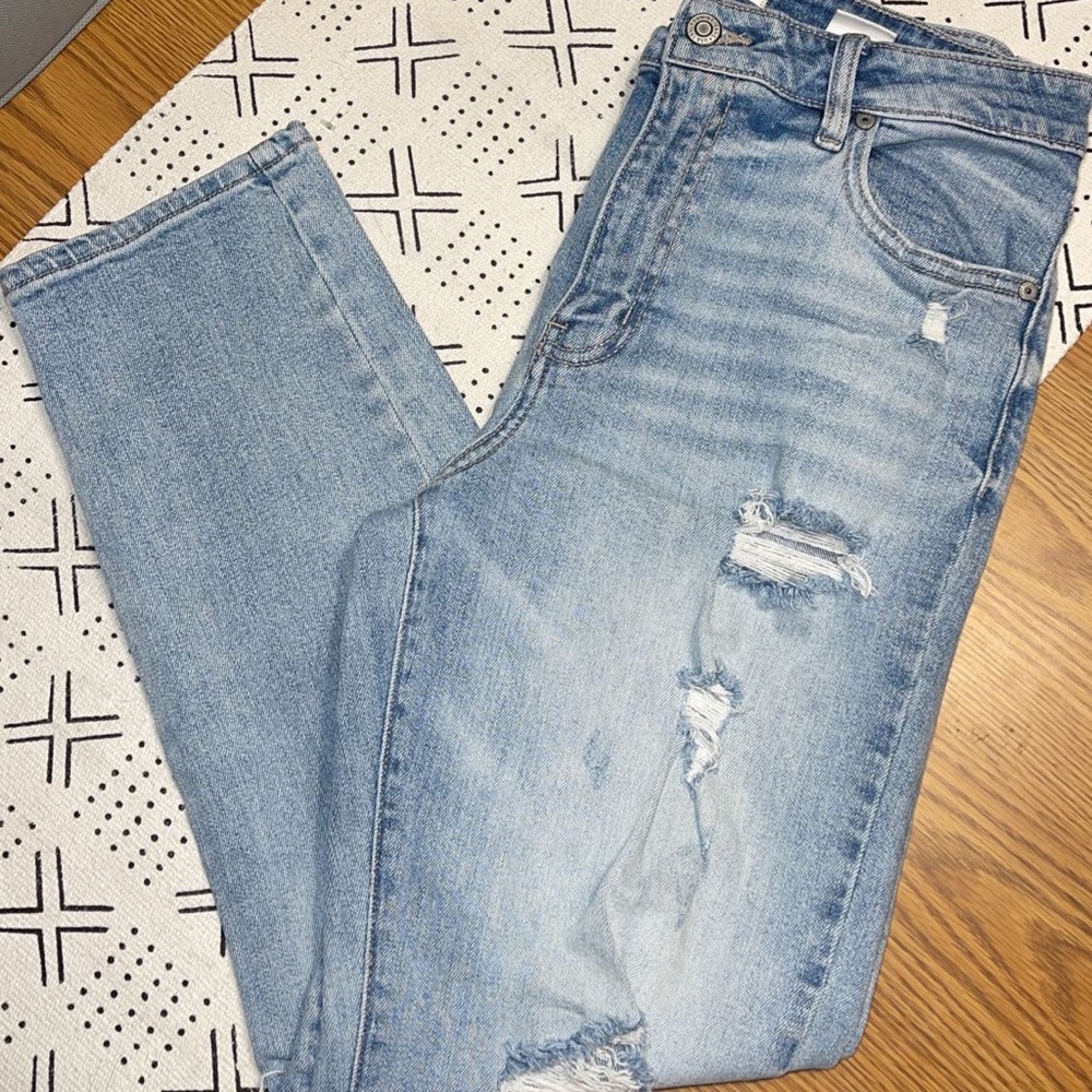 Boutique “Mom Jeans”
